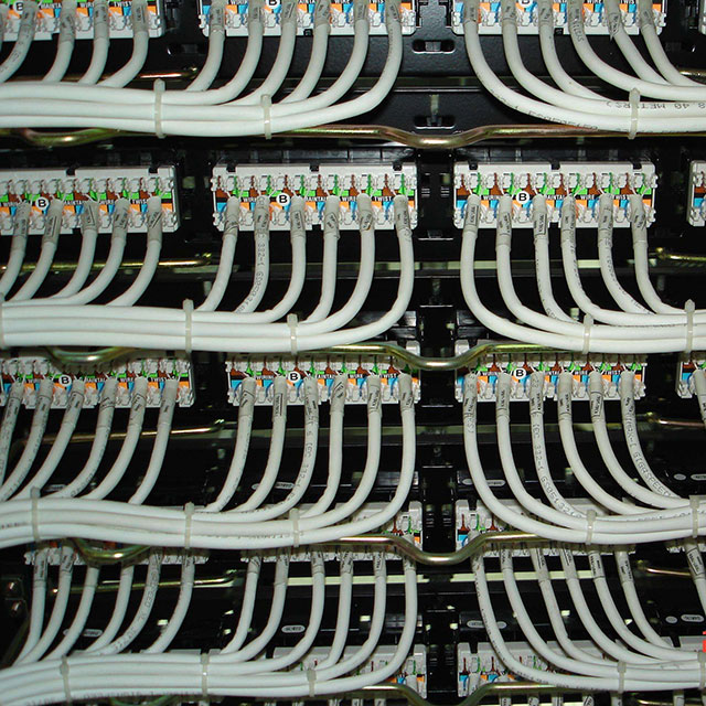 �W�j����